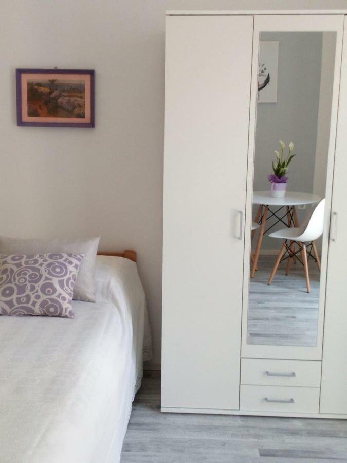 Studio In Pula Center Εξωτερικό φωτογραφία